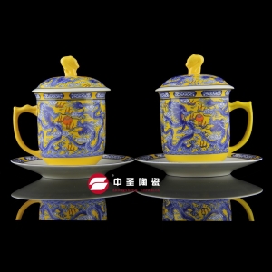骨瓷釉中彩黄（青）龙双杯碟ZS00190