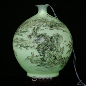 画家李杰陶瓷艺术作品《溪岸》   中圣青玉瓷天球瓶